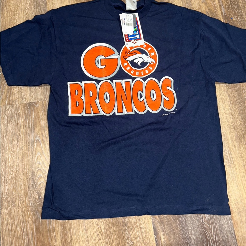1998 Vintage NFL Denver Bronco Roster Player Football Shirt